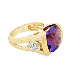 Estate 14kt Yellow Gold Amethyst And Diamond Ring